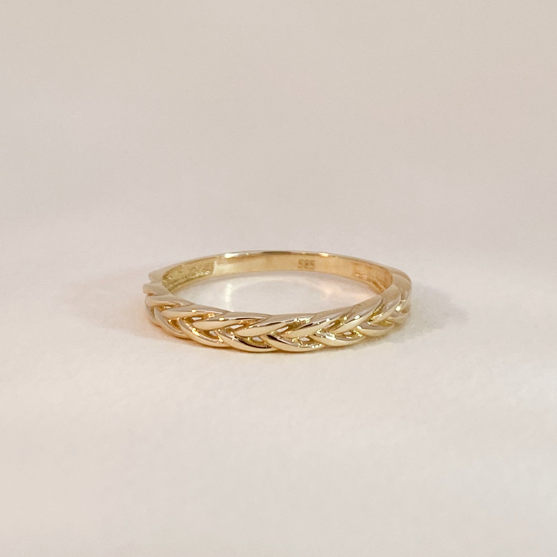 Foxtail Ring