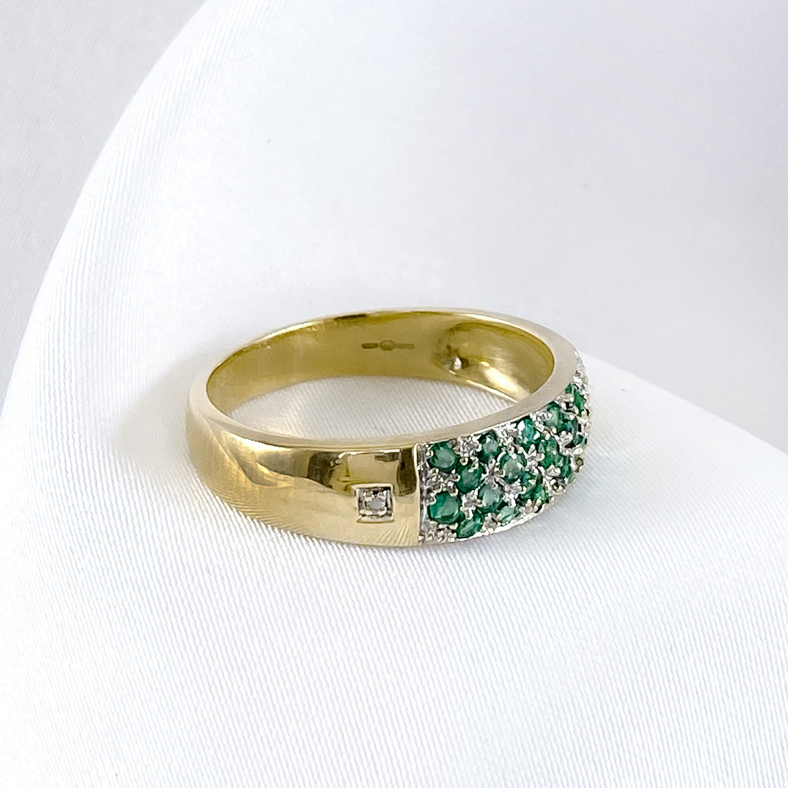 Vintage Emerald and Diamond Band Ring