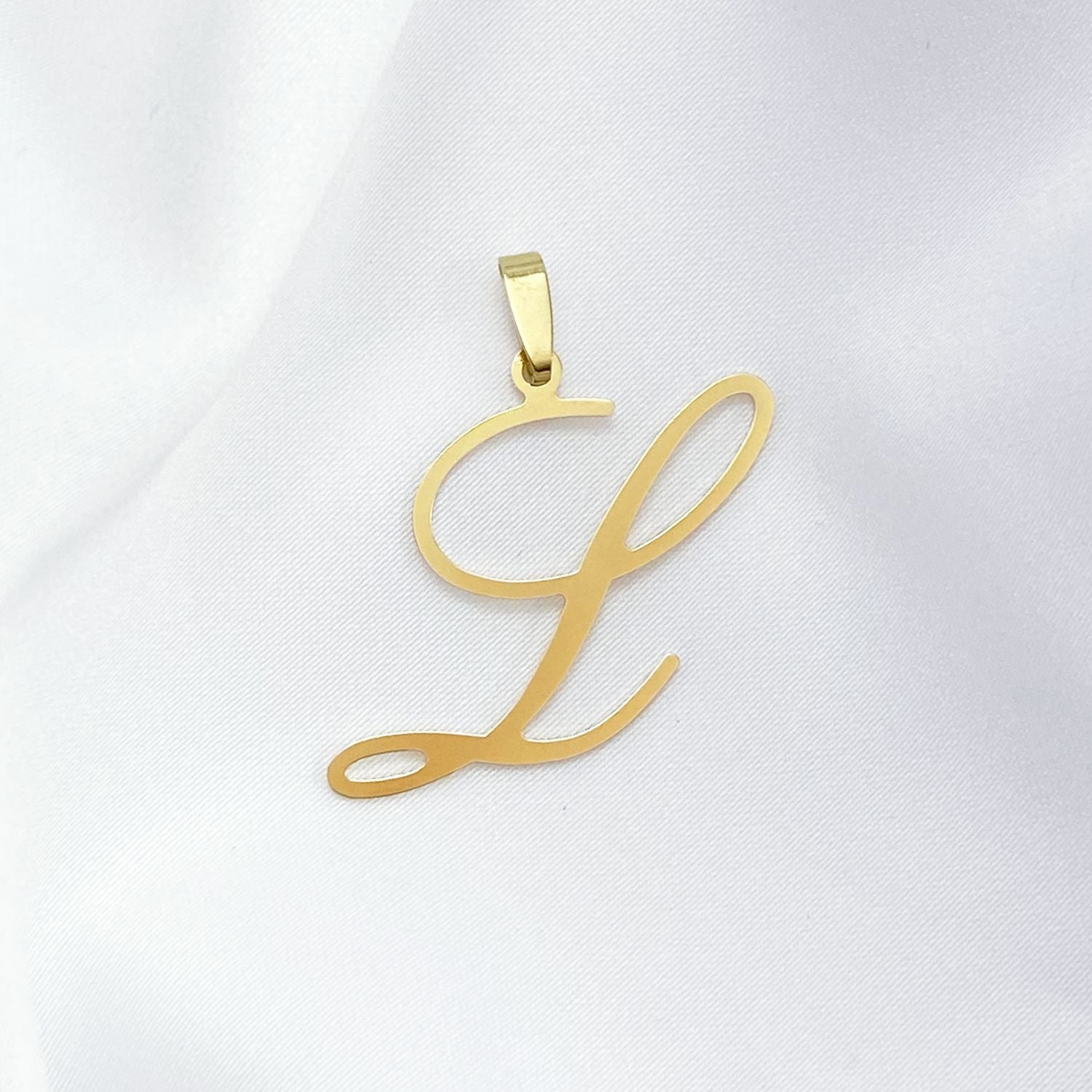 Oro Alphabet Letter L