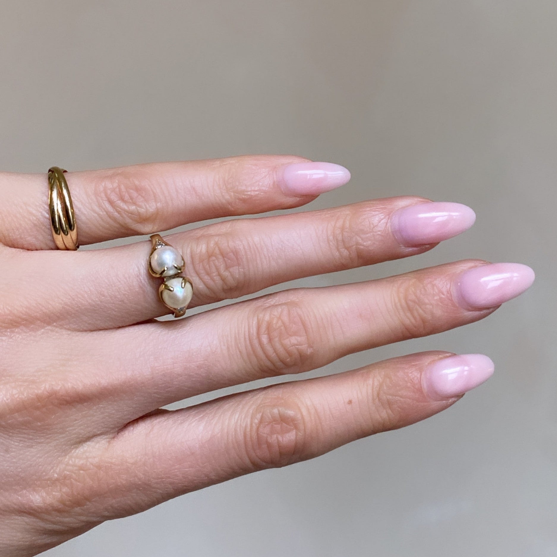 Vintage double pearl ring