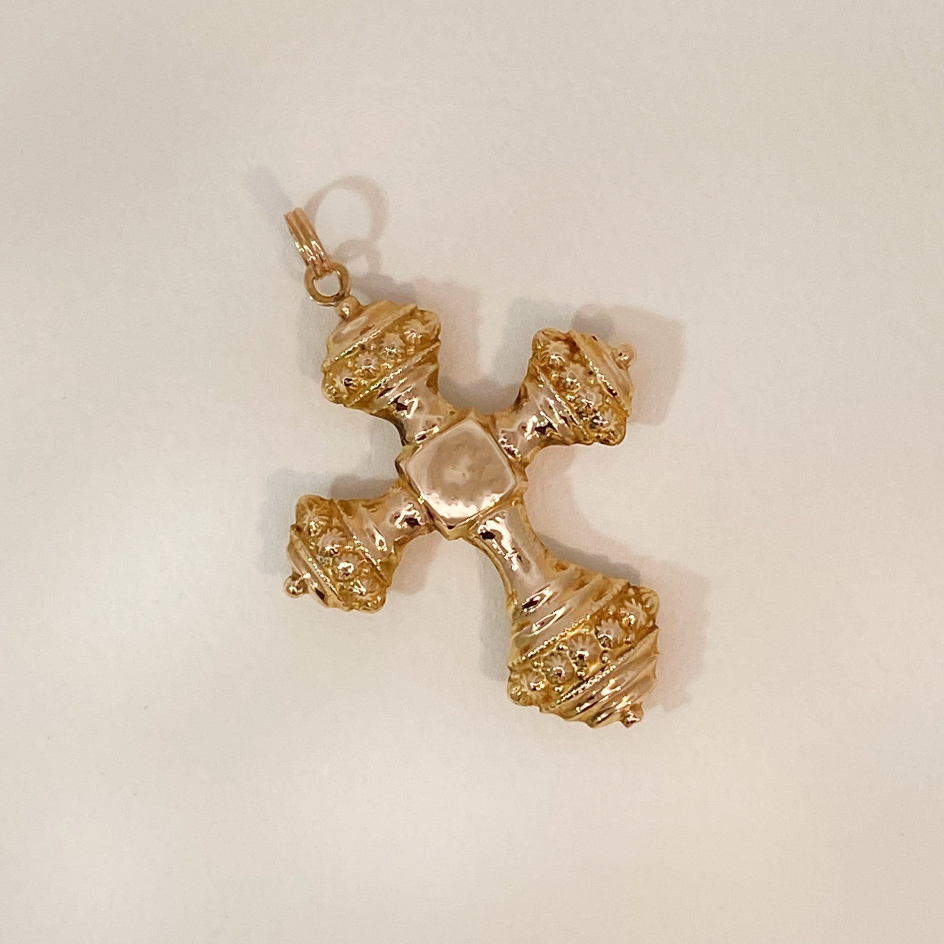 Vintage cross pendant