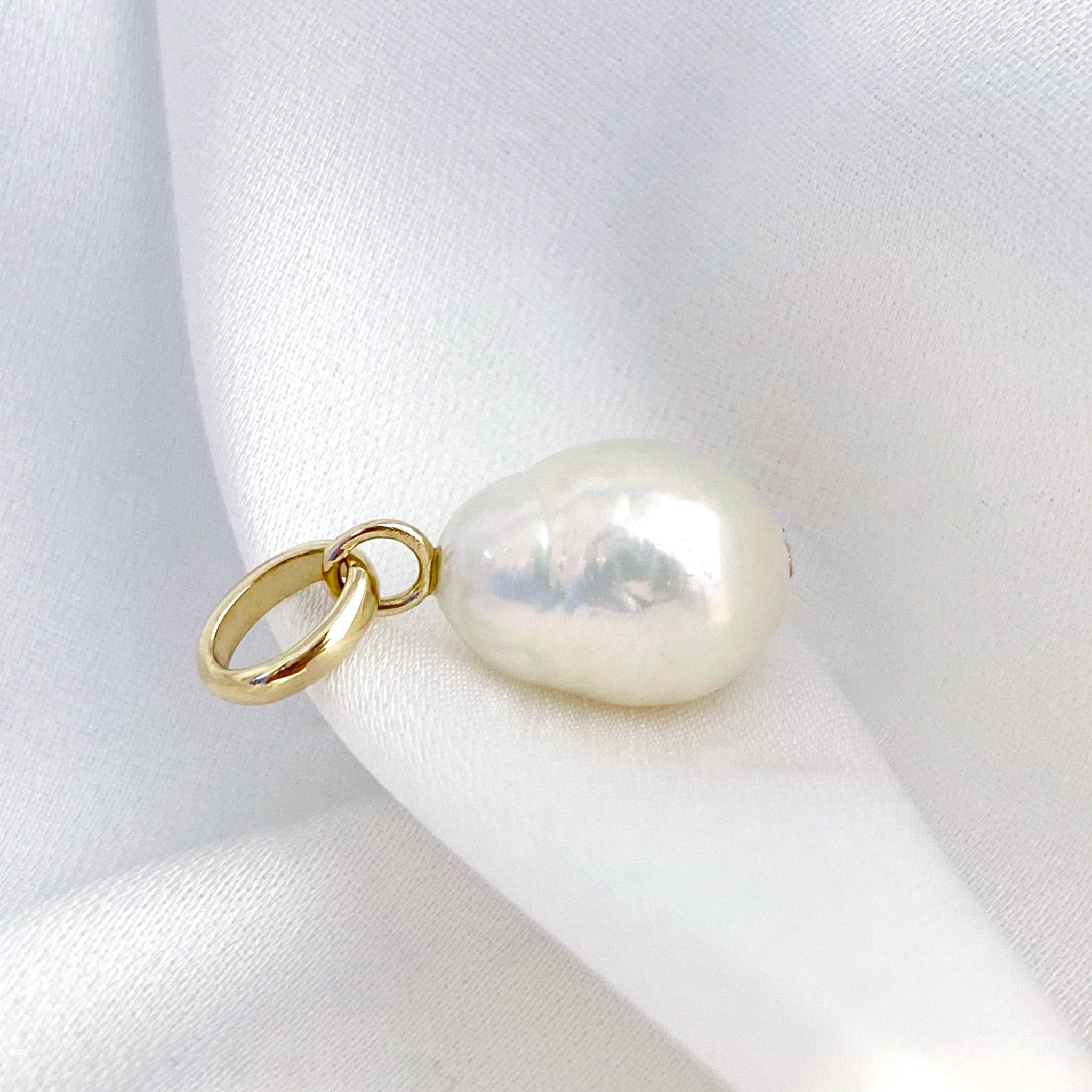 Tiny Baroque Pearl Pendant