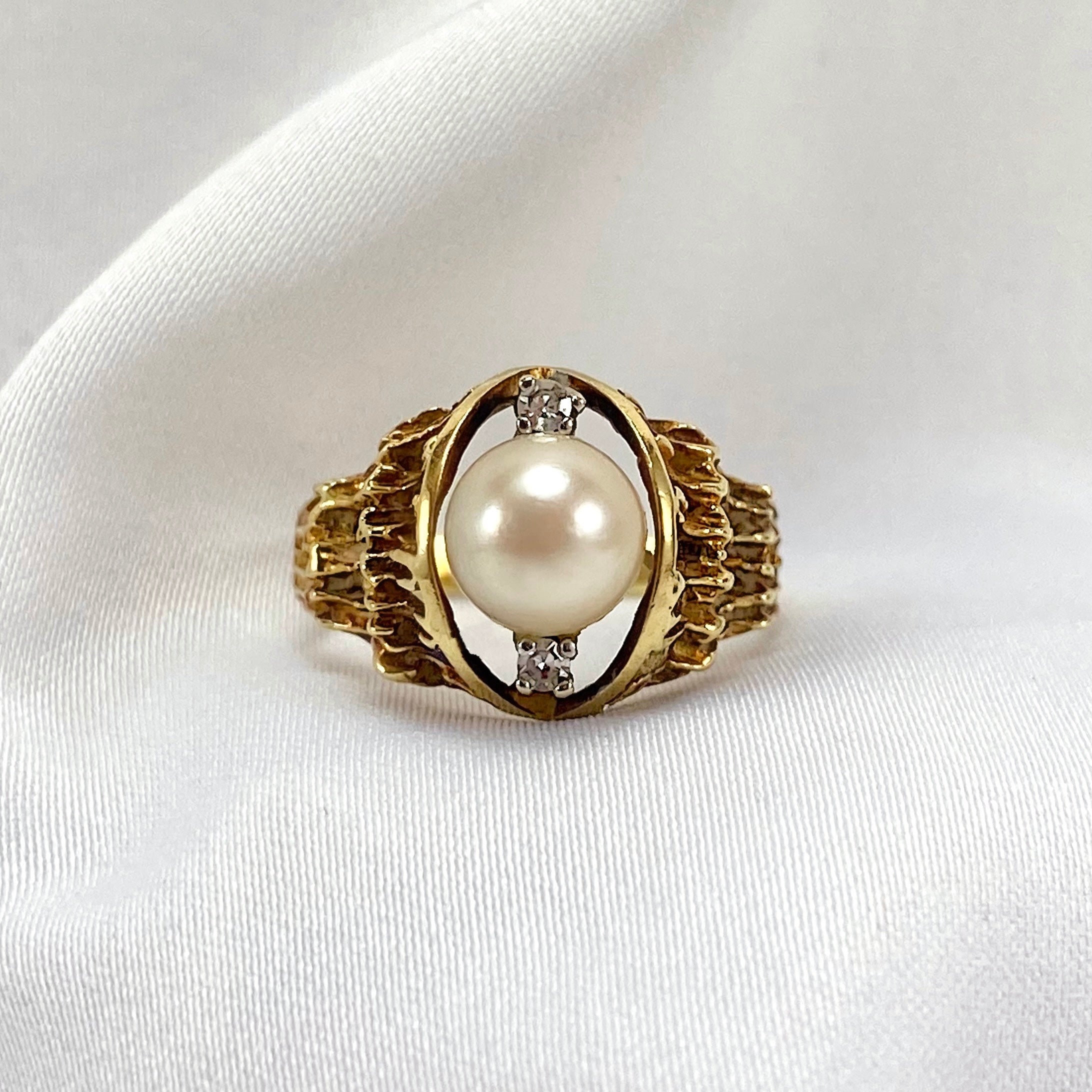Unique Vintage Pearl Ring