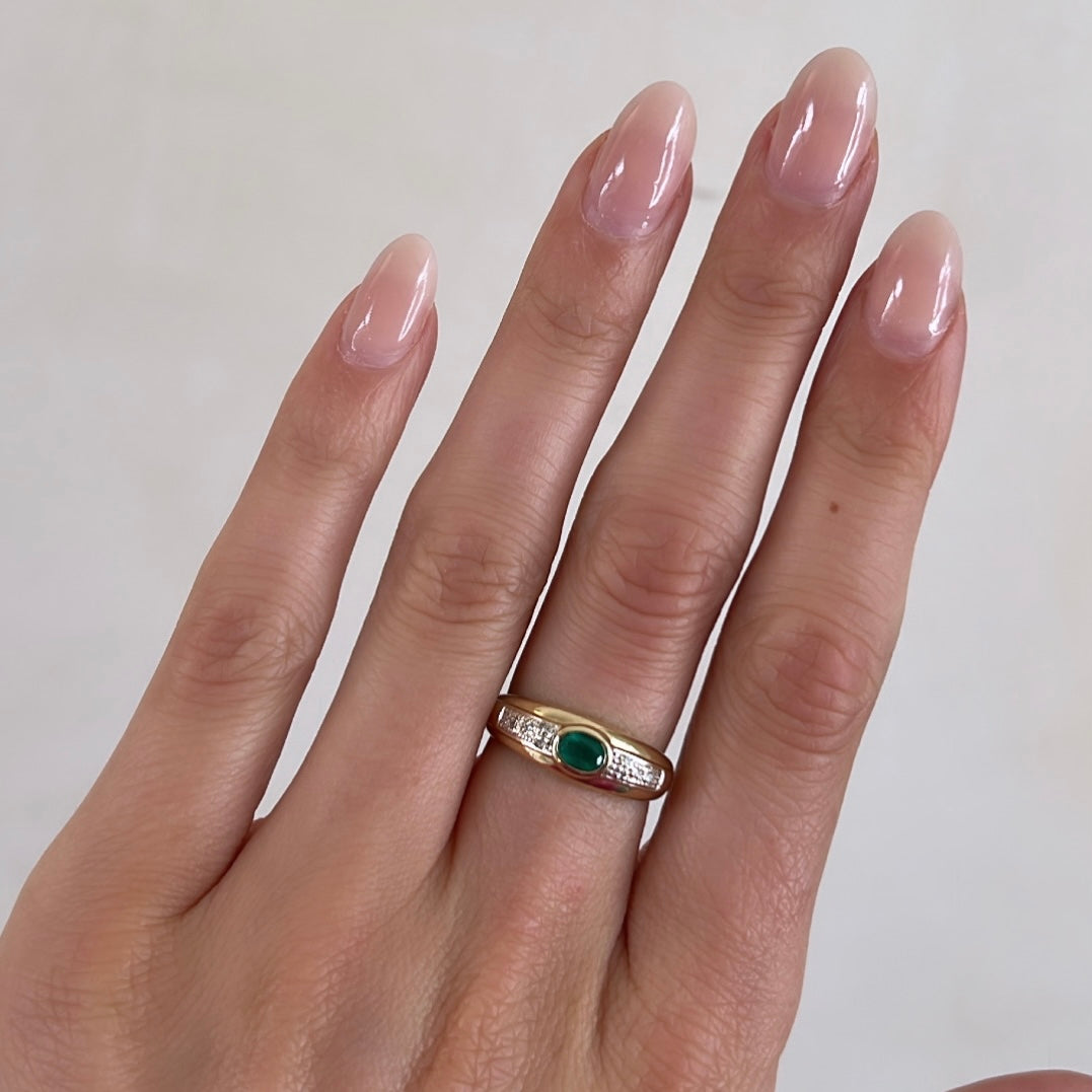 Emerald & Diamonds 1920's Ring