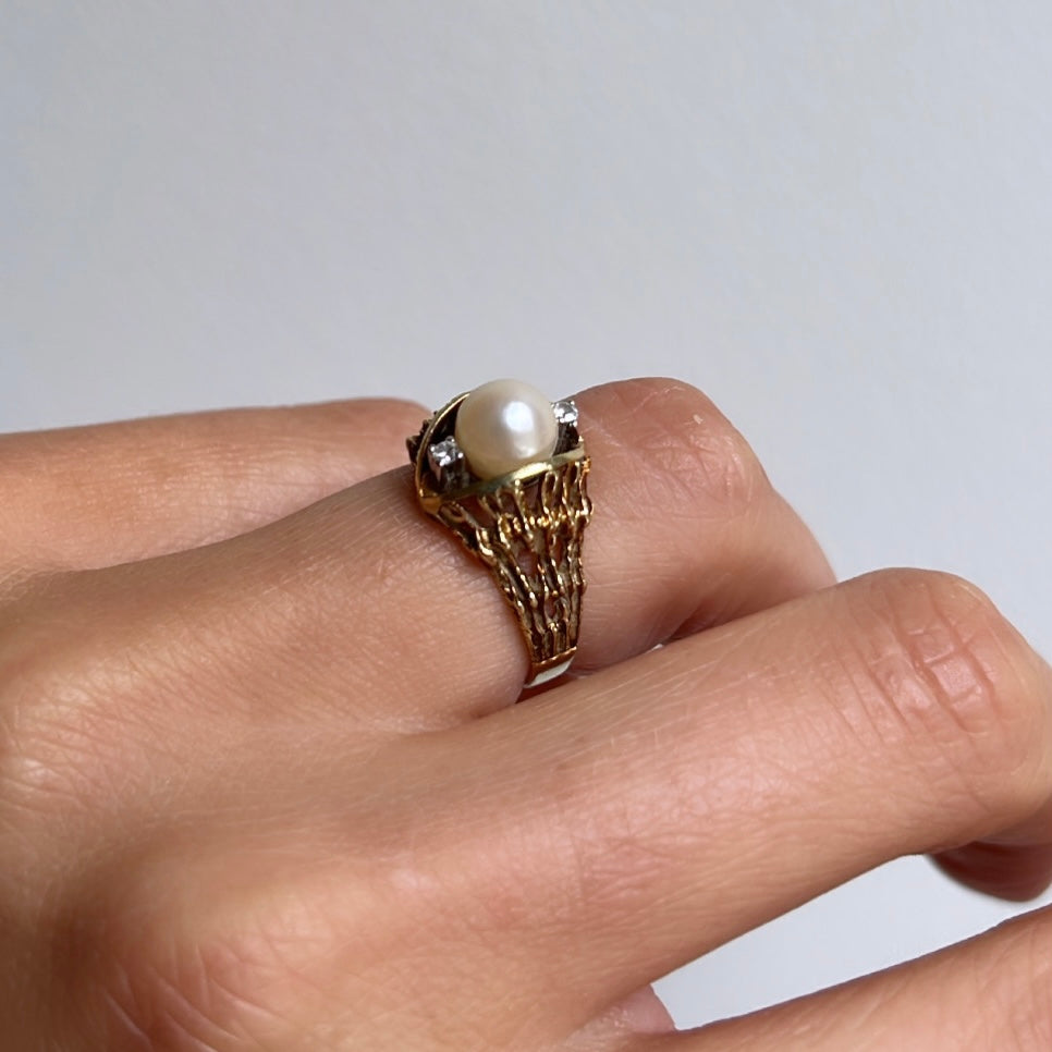 Unique Vintage Pearl Ring