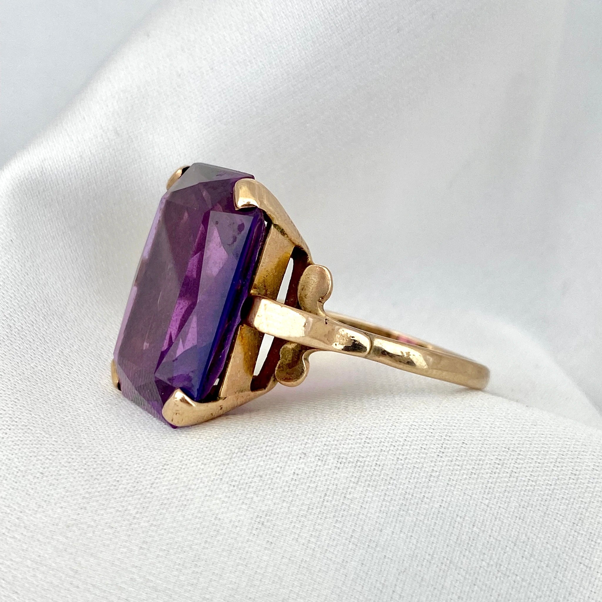 Vintage Purple Cocktail Ring
