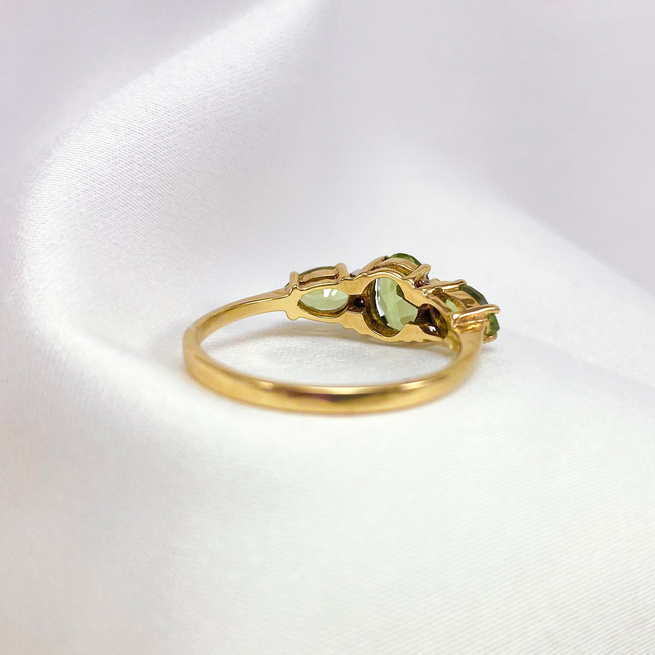 Vintage Peridot & Diamond Ring