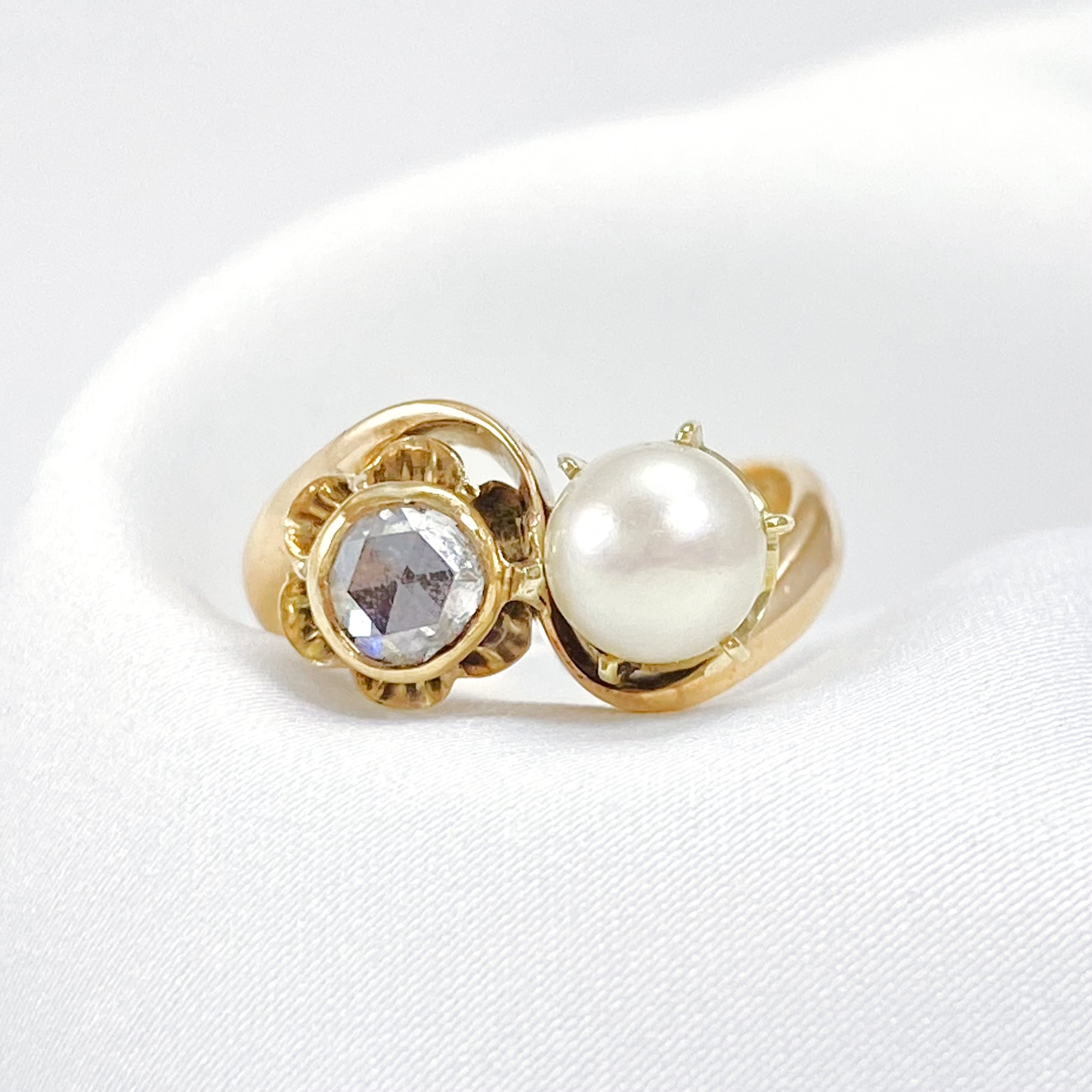 Diamond & Pearl Duo Ring