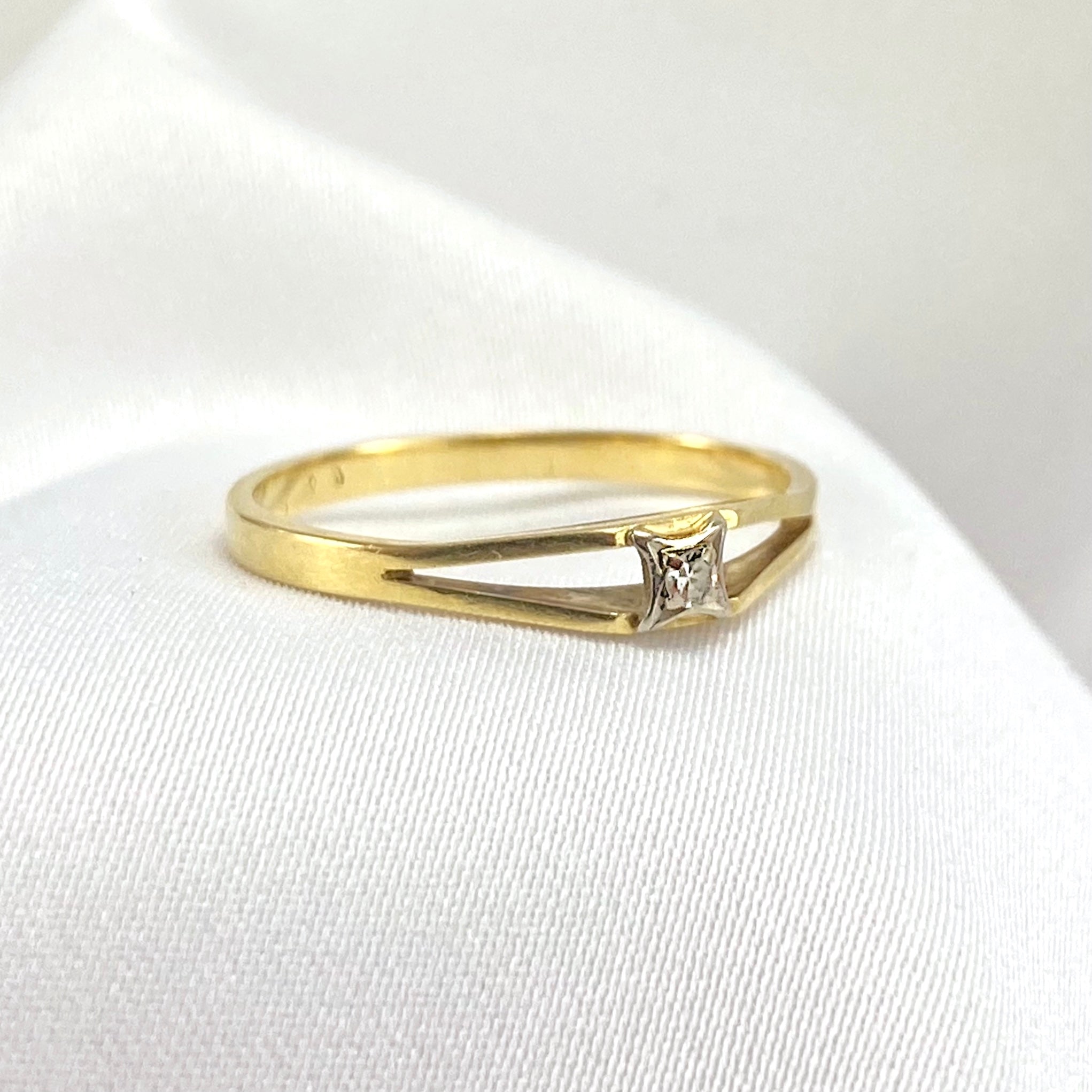 Cut-Out Square Diamond Ring
